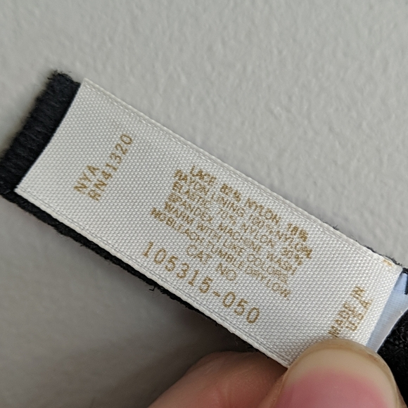 Purple black lace Victoria secret Gold label bra - Picture 9 of 10